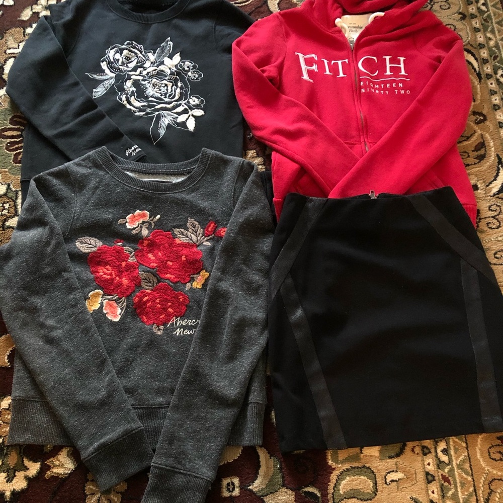 Abercrombie Fitch sweat shirt (bundle), XS, huge sale